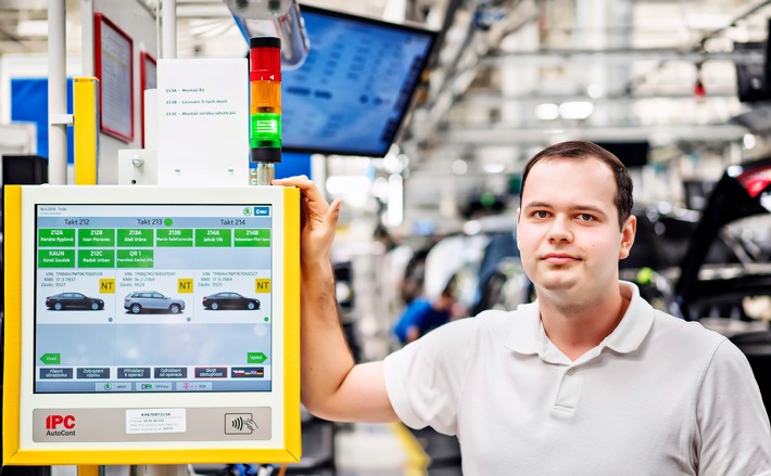 SKODA AUTO Werk Kvasiny gewinnt Lean Production Award: Der tschechische Hersteller hat das Projekt ,dProduction’ im April dieses Jahres im Werk Kvasiny für die Montagelinie der SKODA Modelle SUPERB und KODIAQ eingeführt. Weiterer Text über ots und www.presseportal.de/nr/28249 / Die Verwendung dieses Bildes ist für redaktionelle Zwecke honorarfrei. Veröffentlichung bitte unter Quellenangabe: “obs/Skoda Auto Deutschland GmbH”