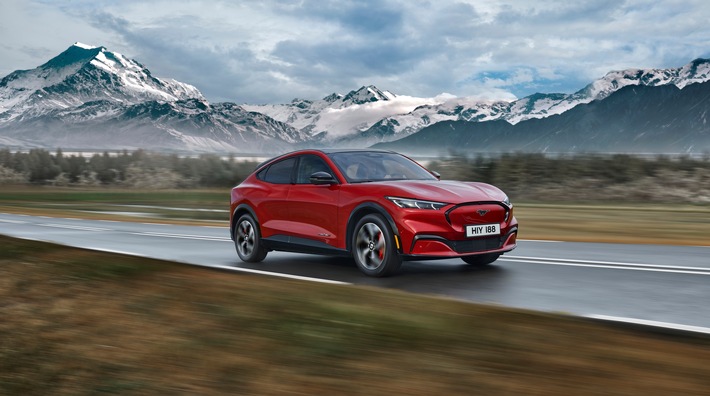 Rein elektrischer Ford Mustang Mach-E: Viel Power, Stil und das Gefühl der Freiheit für eine neue Generation Autofahrer