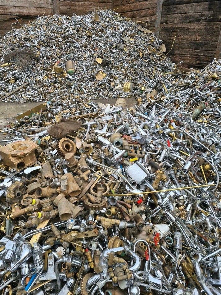 Schrotthändler Wermelskirchen: Entsorgen Sie Ihren wertvollen Metallschrott